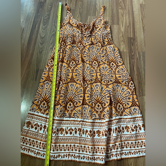 New! Knox Rose keyhole front dress - Picture 9 of 11